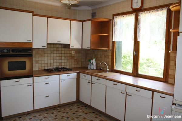 Maison 83 m² avec grand jardin à Ernée