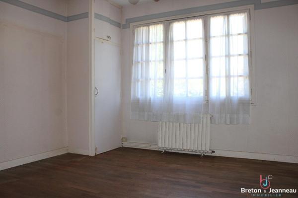 Maison 83 m² avec grand jardin à Ernée