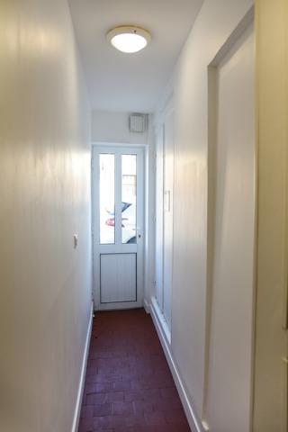 Pont-l'Évêque (14130) EN EXCLUSIVITE - IMMEUBLE R+2 avec 5 APPARTEMENTS et 1 COMMERCE DE BUREAU .