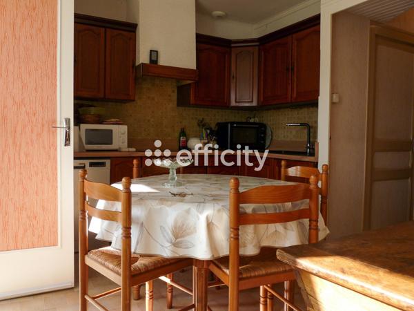 Immeuble 7 pièces - 162 m²