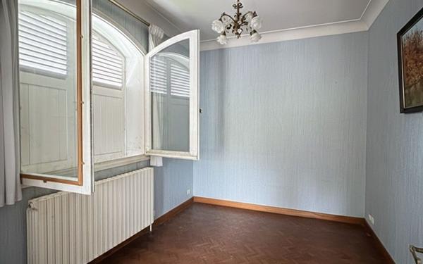 Maison à vendre    4 pièces •  Pau