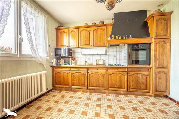 Maison à vendre |  Aiffres |  7 pièces | 146 m²