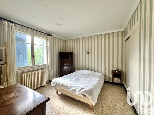 Mas 7 pièces de 165 m² à Beaucaire (30300)