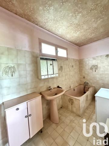 Mas 7 pièces de 165 m² à Beaucaire (30300)