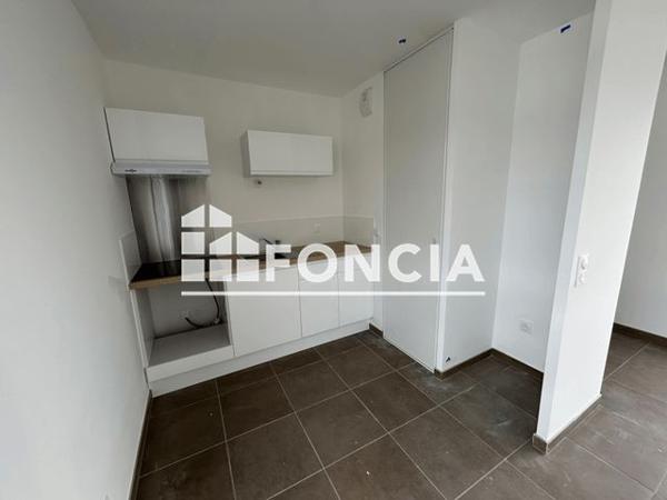 Location Studio 39.43 m² - 2/4 RUE DES FORGETTES Rouen 76000