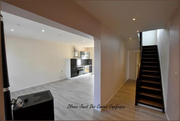 Maison à vendre 4 pièces NOMMAY (25)