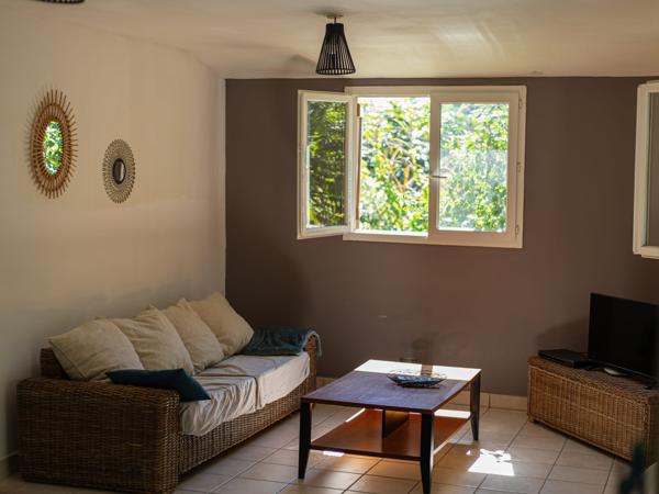 Maison dans Les Abymes