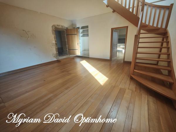 Manoir à louer 5 pièces ROSTRENEN (22)