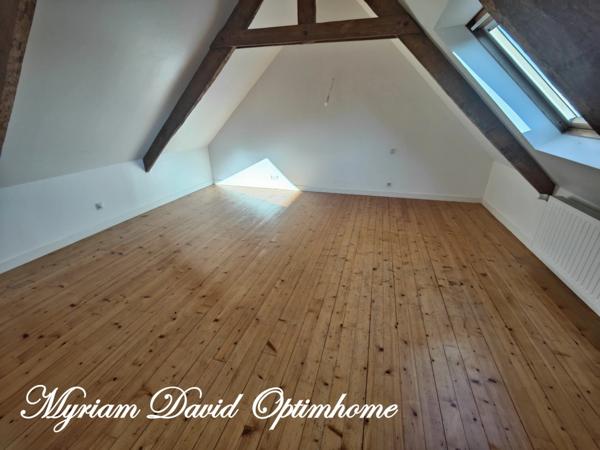 Manoir à louer 5 pièces ROSTRENEN (22)