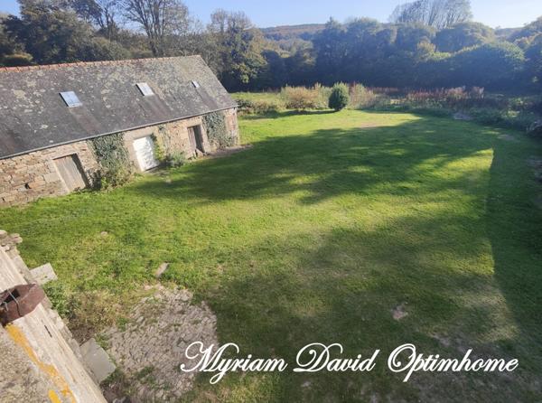 Manoir à louer 5 pièces ROSTRENEN (22)