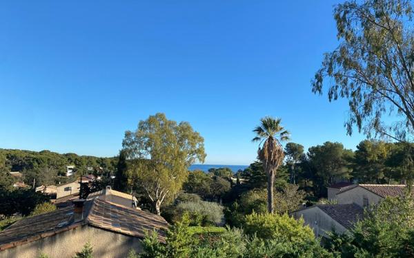 Appartement à vendre    2 pièces • 33,06 m2 La Seyne-sur-Mer