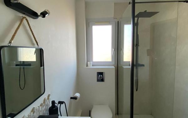 Appartement à vendre    2 pièces • 33,06 m2 La Seyne-sur-Mer