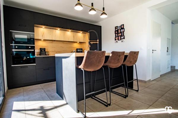 Vente Villa 4 pièces 94 m2 à Pourrières