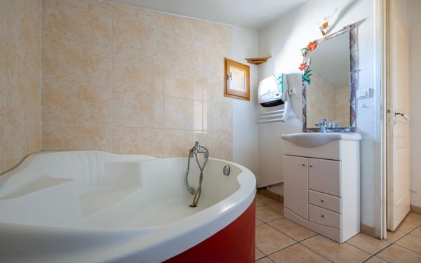 Maison à vendre    3 pièces • 90,09 m2 Valensole