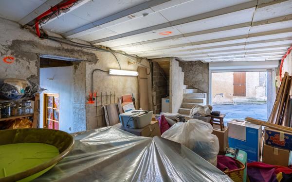 Maison à vendre    3 pièces • 90,09 m2 Valensole