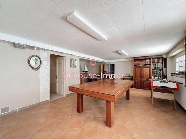 Maison à vendre 7 pièces de 239 m²