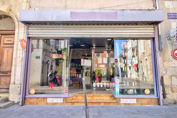 Local commercial à vendre à Agen - 3 pièces, 49.80 m²