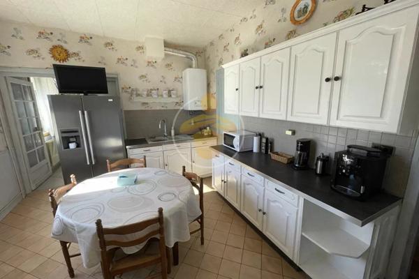 Vente Maison 6 pièces 150 m2 à Charmes