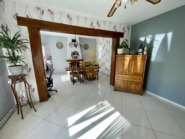 Vente Maison 6 pièces 150 m2 à Charmes