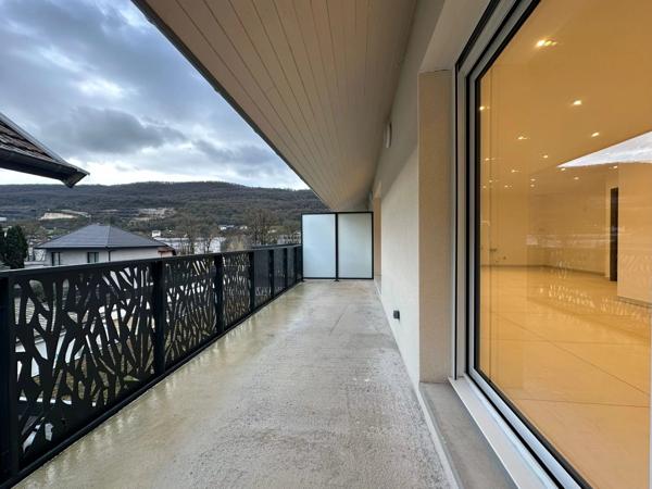 VENTE – APPARTEMENT T4 DE STANDING – GRÉSY-SUR-AIX 108,72 m² – Traversant Nord/Sud – 2ème et dernier étage