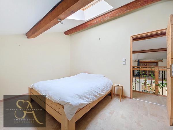 Domaine à vendre (Aude) – vue sur les Pyrénées – autonomie rare