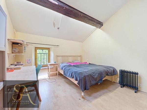 Domaine à vendre (Aude) – vue sur les Pyrénées – autonomie rare