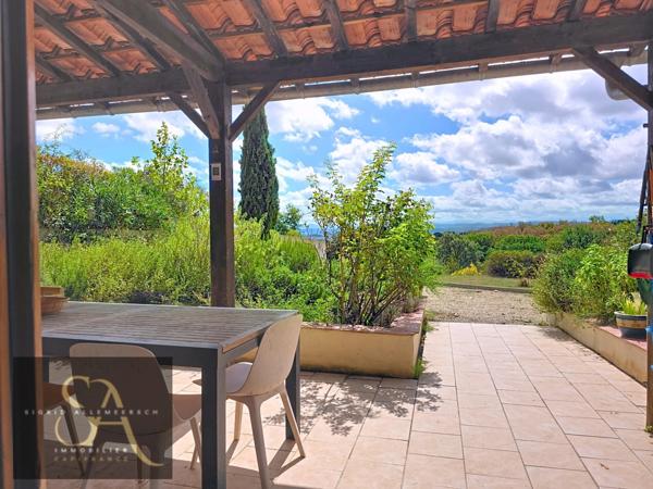 Domaine à vendre (Aude) – vue sur les Pyrénées – autonomie rare