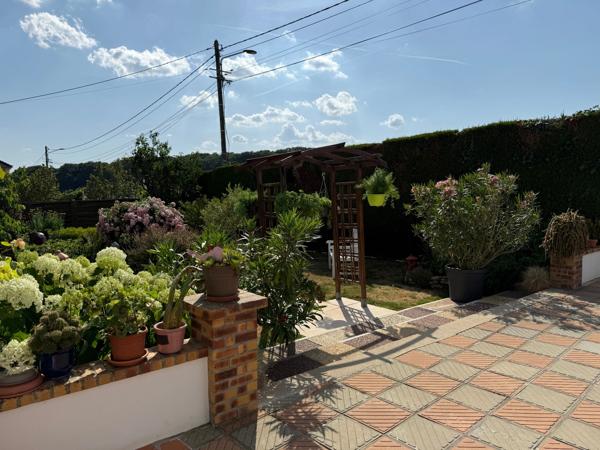Maison à vendre 4 pièces MERU (60)