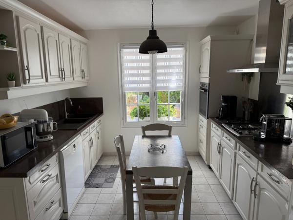 Maison à vendre 4 pièces MERU (60)