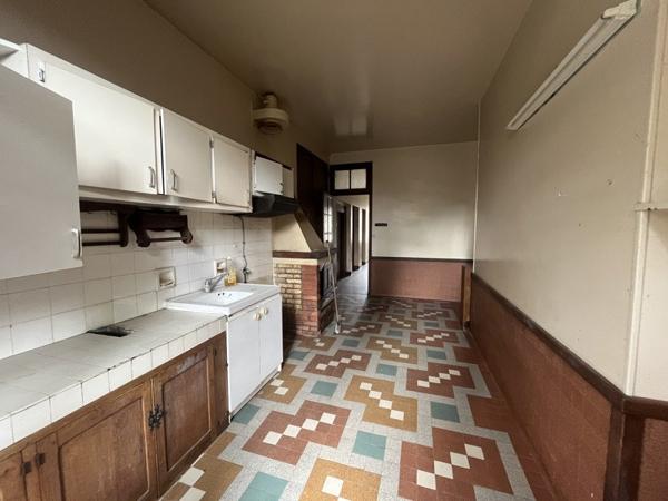 Immeuble à vendre 98 280 € Thiviers 367 m² DPE E