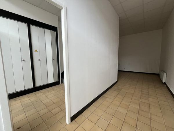 Immeuble à vendre 98 280 € Thiviers 367 m² DPE E