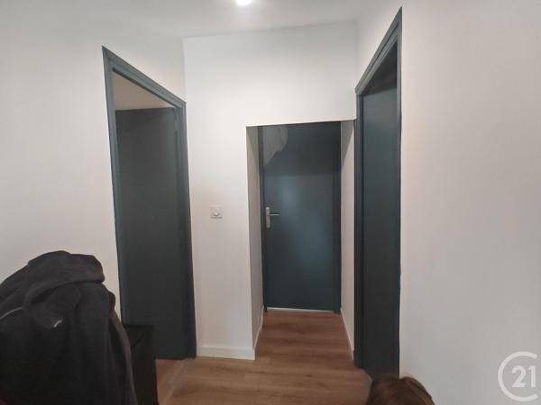 Immeuble à vendre  281 m2 FOIX - 09