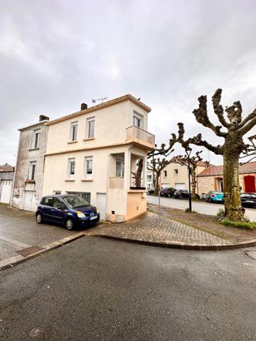 Maison meublée Aizenay 2 pièce(s) 49.74 m2