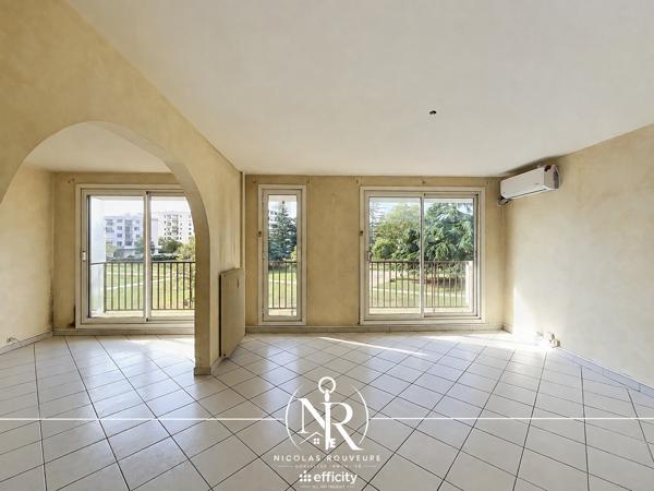 Appartement
         4 pièces
        - 79 m² Exclusivité 170 000 € *