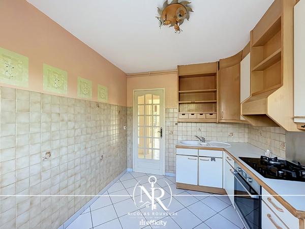 Appartement
         4 pièces
        - 79 m² Exclusivité 170 000 € *