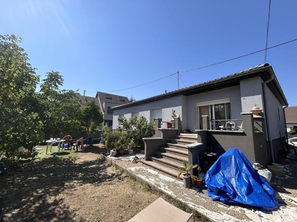 Maison de plain-pied, 6 pièces, 124 m2, sur 4,84 ares à Cernay (68700) 275 000 € H.A.I.*