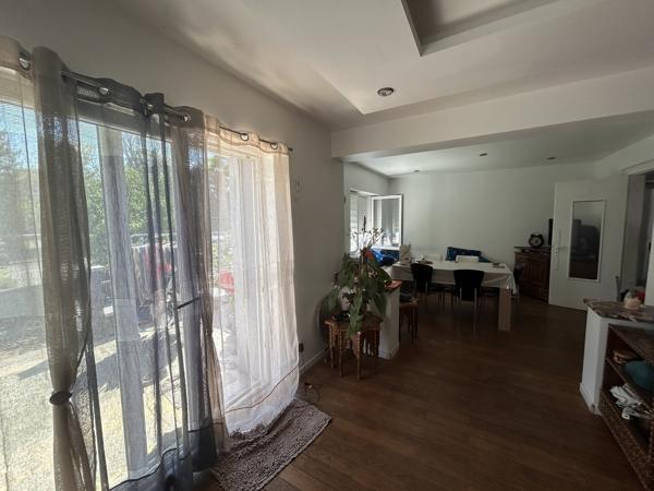 Maison de plain-pied, 6 pièces, 124 m2, sur 4,84 ares à Cernay (68700) 275 000 € H.A.I.*