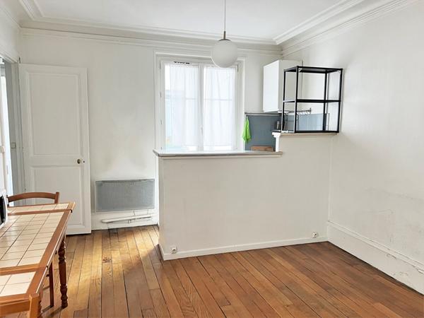Charmant 2 pièces avec ascenseur -5 rue Crespin du Gast, Paris 11e-