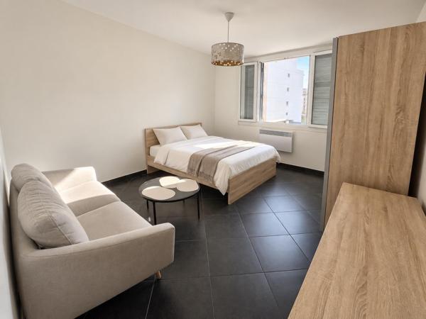 BASTIA CENTRE-VILLE – T1 BIS DE 30 M² AVEC TERRASSE – 119 900 €