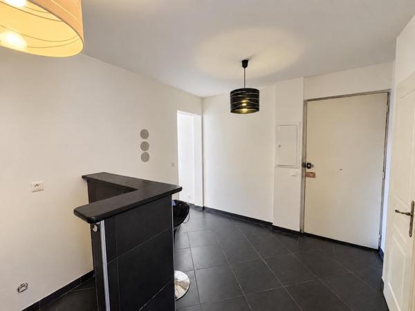 BASTIA CENTRE-VILLE – T1 BIS DE 30 M² AVEC TERRASSE – 119 900 €