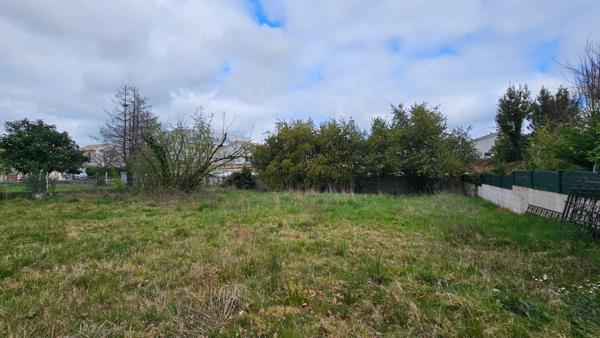 Achat terrain Bassens - 600 m² - 199 500 €