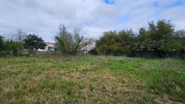 Achat terrain Bassens - 600 m² - 199 500 €