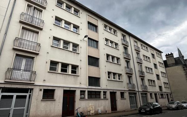 Appartement à vendre    4 pièces • 99,76 m2 Limoges