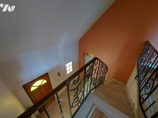 MAISON 194M2 SUR UNE PARCELLE DE 1474M² 