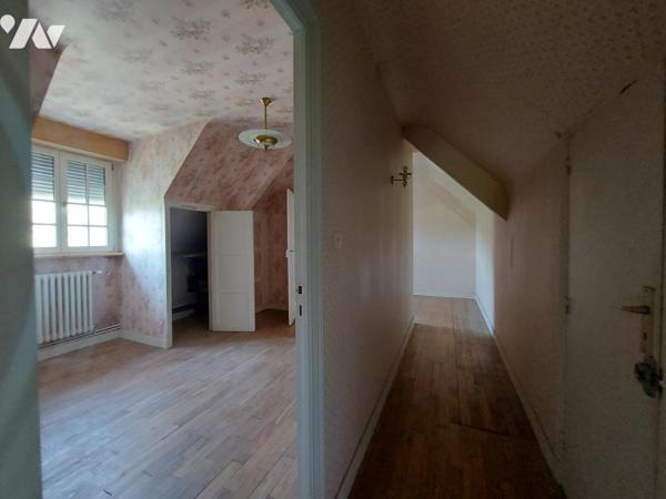 MAISON 194M2 SUR UNE PARCELLE DE 1474M² 