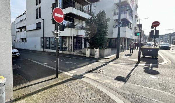 Bureaux Neufs de 371m²  Idéal Coworking - Cabinet Comptable/Avocat