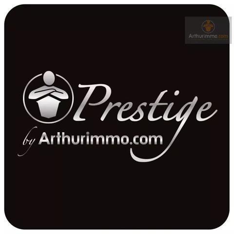 Vente                                                      Propriété
                        
                     15 pièces                      500 m2                     à Ollioules