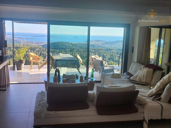 Vente                                                      Propriété
                        
                     15 pièces                      500 m2                     à Ollioules