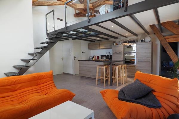 Dpt Rhône (69), TASSIN LA DEMI LUNE à vendre LOFT en Duplex T2bis/T3 d'environ 70 m² utiles, Parc, Atypique, dernier étage