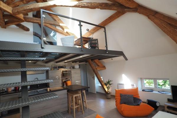 Dpt Rhône (69), TASSIN LA DEMI LUNE à vendre LOFT en Duplex T2bis/T3 d'environ 70 m² utiles, Parc, Atypique, dernier étage